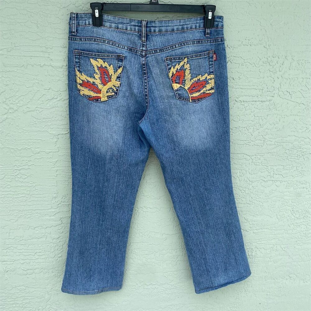 Ten Plus Women's Bootcut Jeans Size 13 Blue Embroidered Floral Pockets